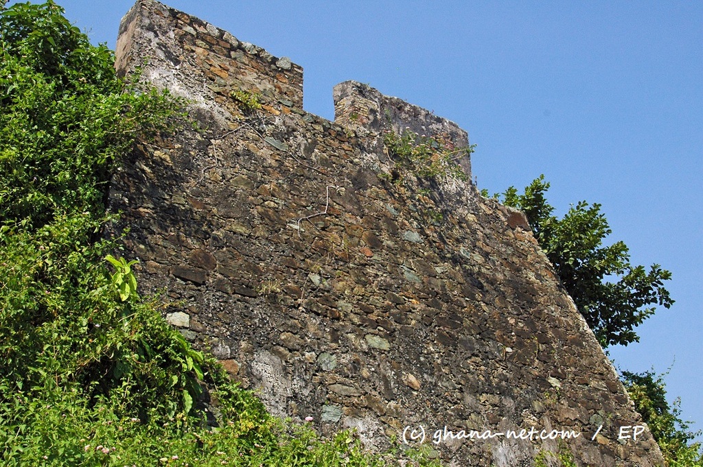 The strong defense wall of Fort Batenstein. View from outside, below the walls