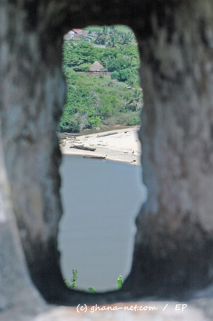 View fron Fort Batenstein to lagoon and Eco village, nearby