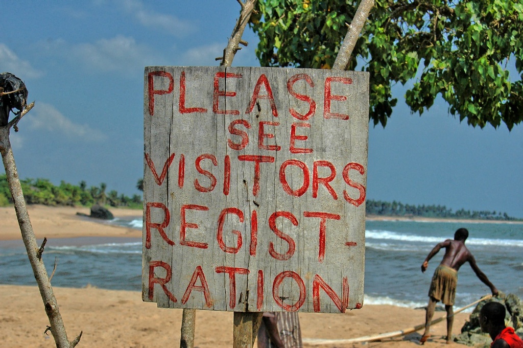 Fort Batenstein. please see Visitor registration! Help local people of Butre!